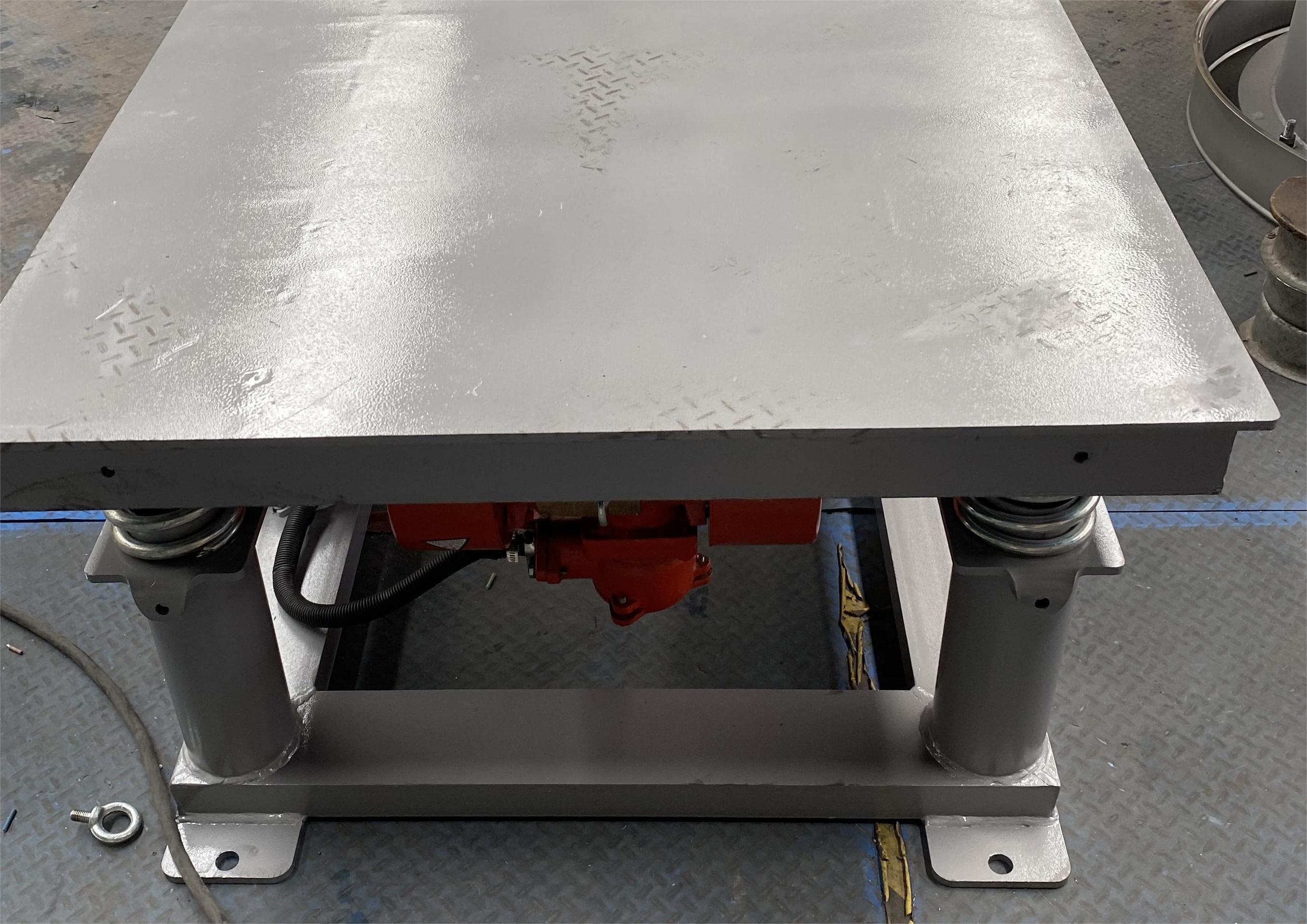 62c7956fe9636.jpg 振動平臺.jpg